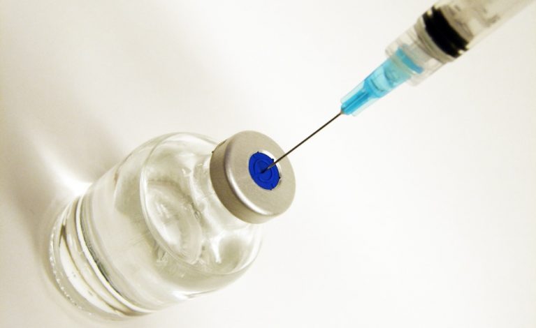 Trwa wyścig o szczepionkę przeciwko COVID-19