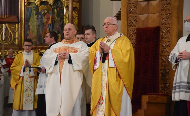 Arcybiskup Wacław Depo zwraca się do zbuntowanego księdza Daniela Galusa