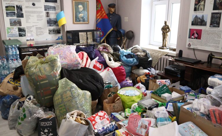 Punkty gromadzenia darów dla obywateli Ukrainy. Częstochowianie zareagowali błyskawicznie