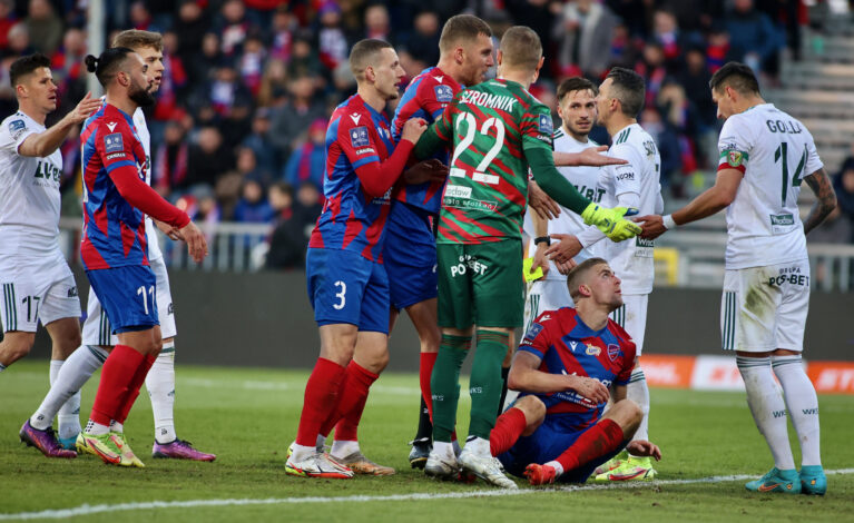 Mecz Rakowa z Pogonią może decydować o mistrzostwie Polski