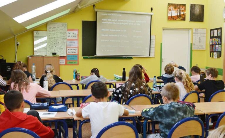 Edukacyjna Sieć Antysmogowa. 12 częstochowskich szkół bierze udział w projekcie