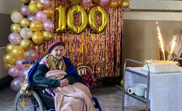 Pani Regina Koźlik z gminy Mykanów obchodziła 100. urodziny