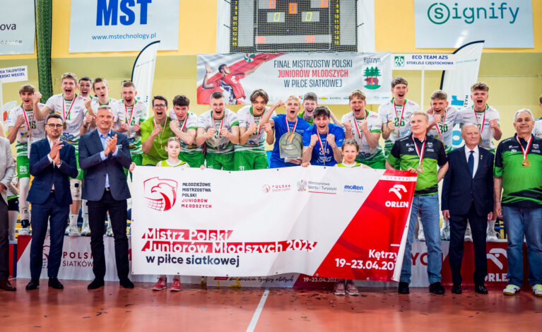 Eco-Team AZS Stoelzle Częstochowa. Juniorzy Młodsi obronili tytuł Mistrza Polski
