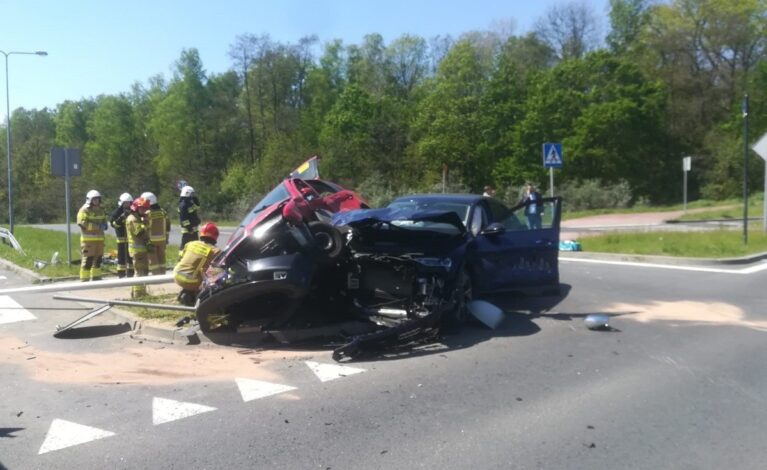 Wypadek na skrzyżowaniu ulicy Makuszyńskiego z Aleją Marszałkowską