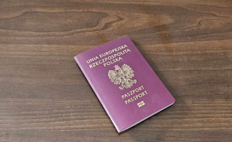 Już od dziś na lotnisku w Pyrzowicach wyrobimy szybki paszport tymczasowy